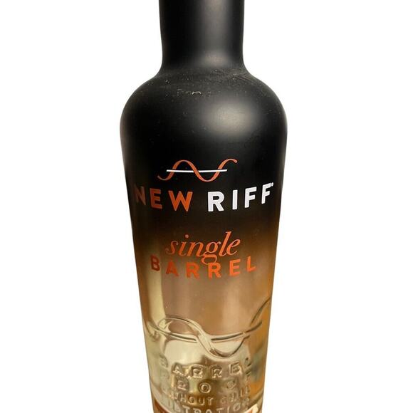 New Riff Single Barrell Empty Bottle Bourbon Whiskey 750ML Collector Man Cave - Picture 8 of 11
